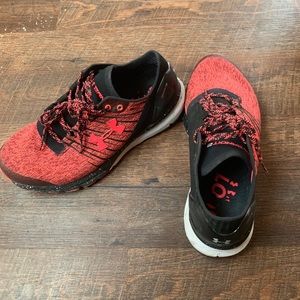 Under Armor tennis shoes! 🍑